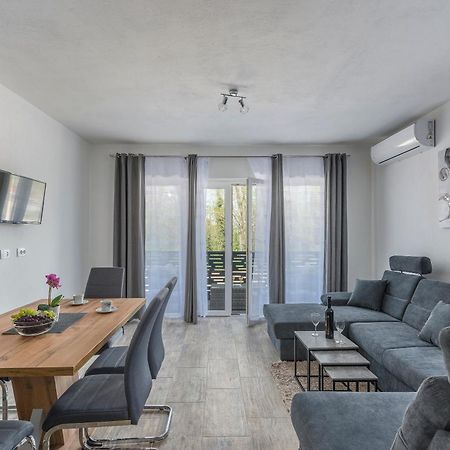 Apartmani Natalija1 Porec Ruang foto