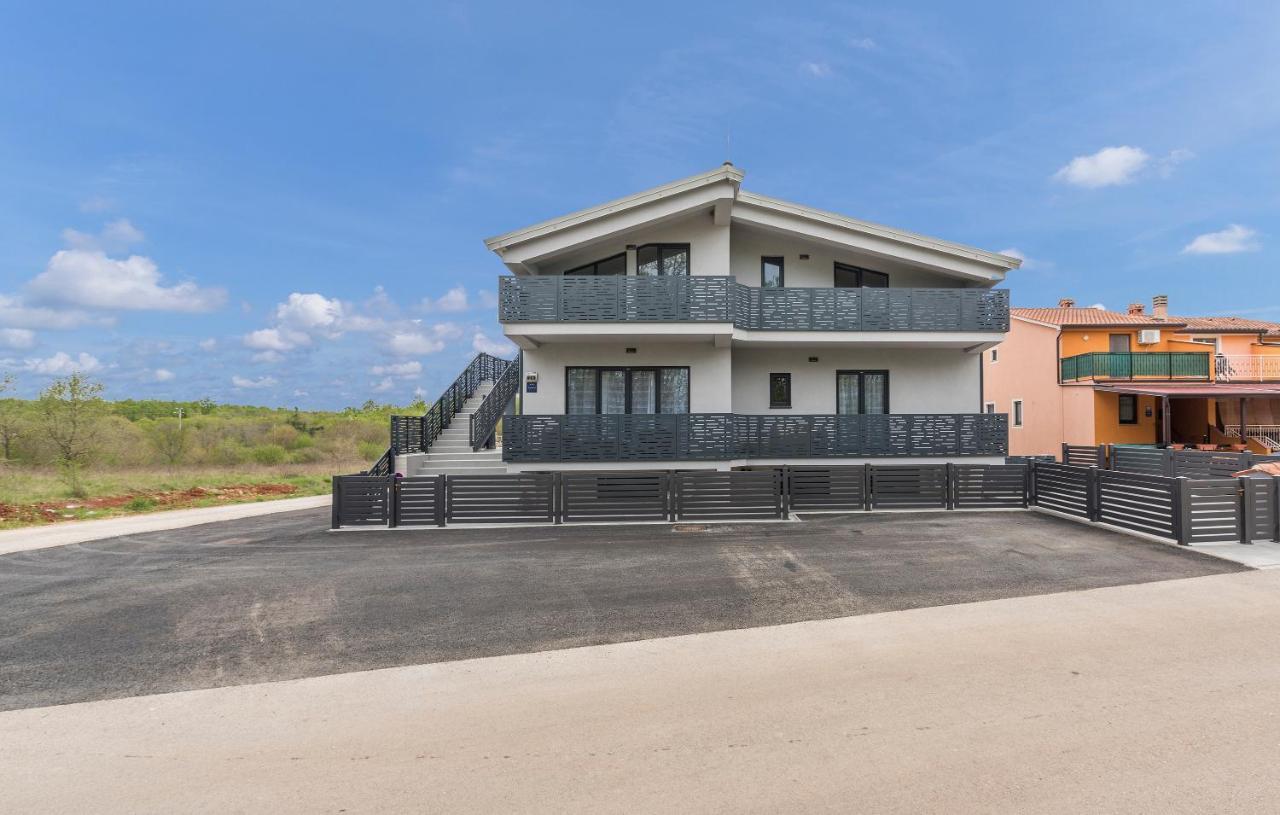 Apartmani Natalija1 Porec Bagian luar foto