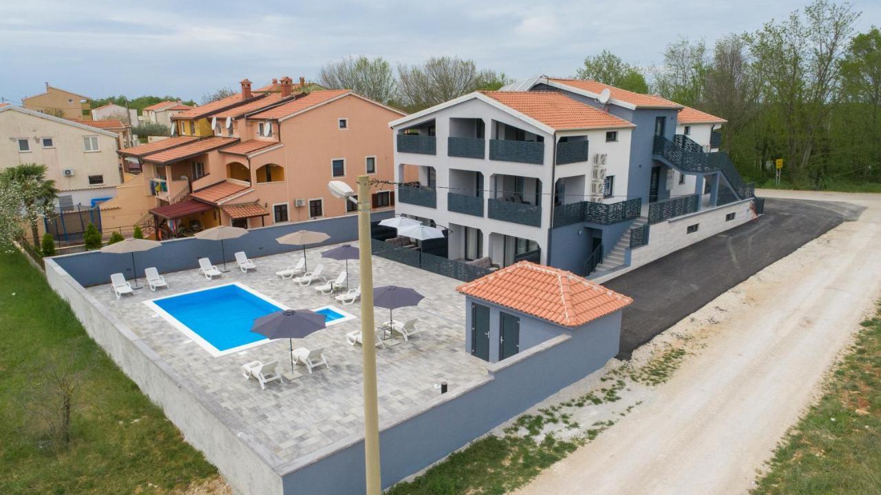 Apartmani Natalija1 Porec Bagian luar foto