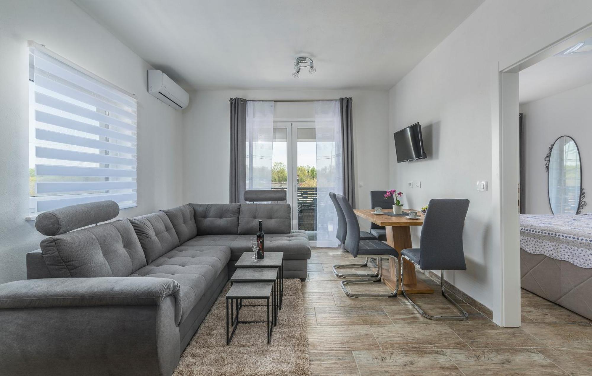 Apartmani Natalija1 Porec Ruang foto